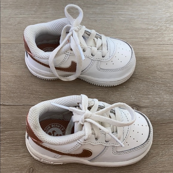 Nike Force 1 toddler sneaker - Picture 7 of 7